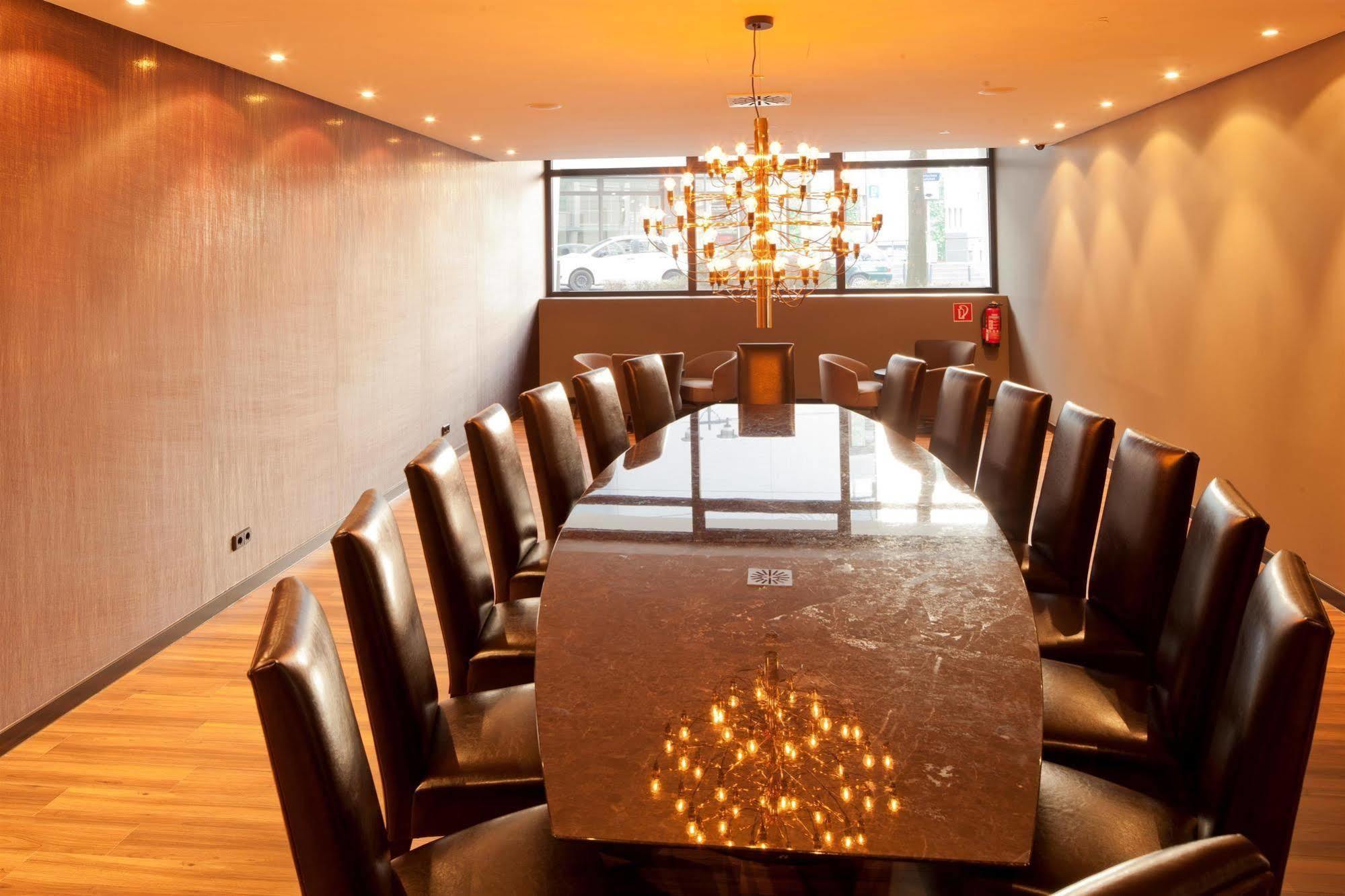 Motel One Essen Dış mekan fotoğraf